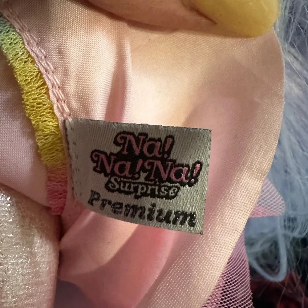 MGA Na Na Na Surprise Premium Soft Fashion Doll Lavender Hair Rainbow Dress
